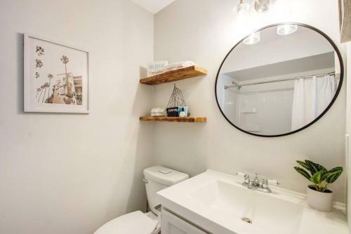 Ocean Vibes House - Your Jax Beach Getaway