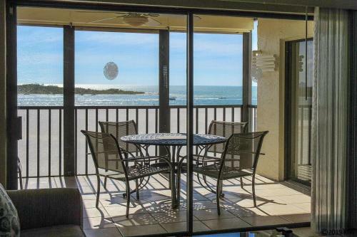 Apartamento Carlos Pointe 523 Condo