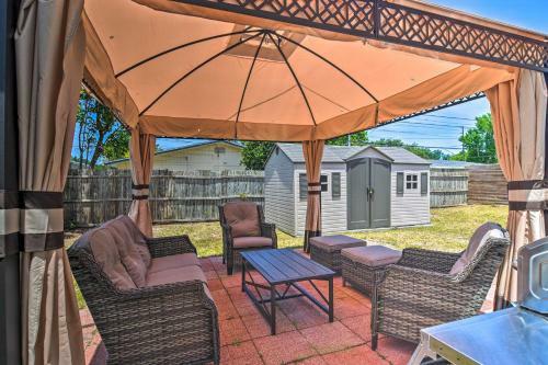 Welcoming Largo Home With Yard About 4 Mi To Beach!