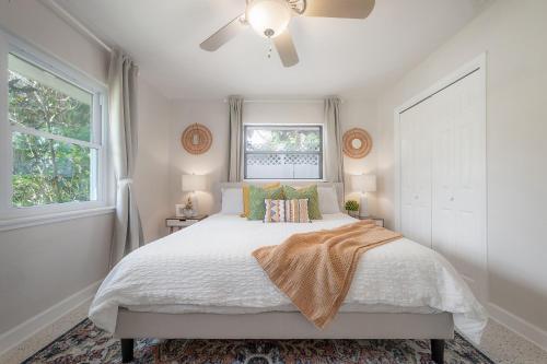 A Dream Vacation Home Only 5 Mins To Beaches And With Pool