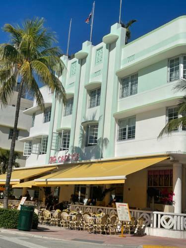 Apartamento Beachfront Apt In Carlyle Hotel On Ocean Drive