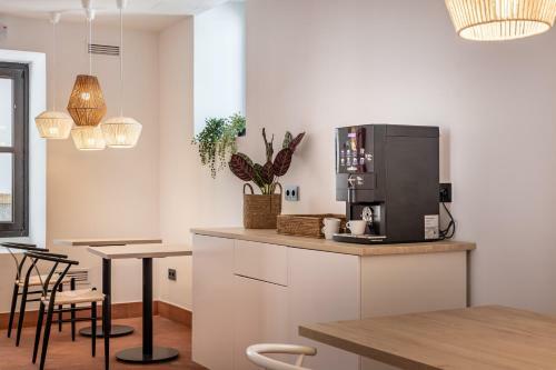 Albergue L�bere C�rdoba Patio Santa Marta
