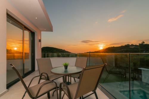 Valentino Luxury Villa