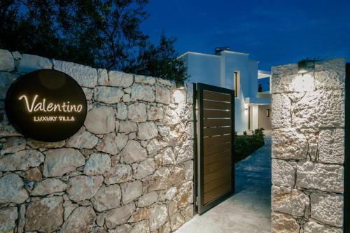 Valentino Luxury Villa