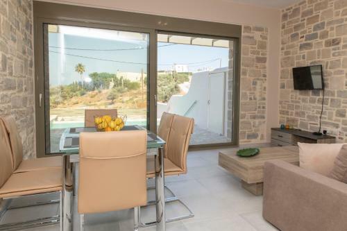 Aeonios Luxury Villa