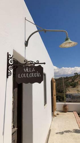 Villa Louloudia Stylish Luxury Villa With Private Pool