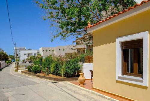 Apartamento One-bedroom House, One Minute From Platanias Beach