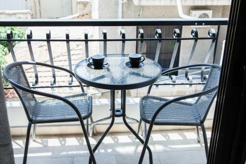 Great Apartment In Piraeus