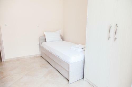 Great Apartment In Piraeus