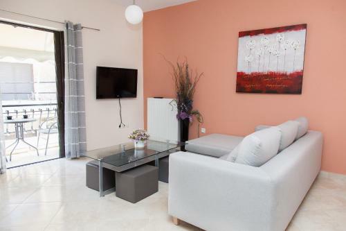Great Apartment In Piraeus