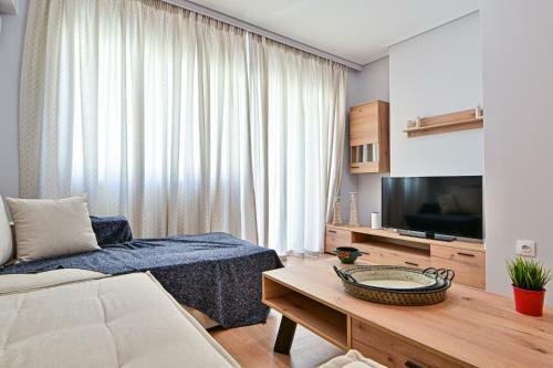 Stunning Apartment Located Close To Piraeus Port (?2)