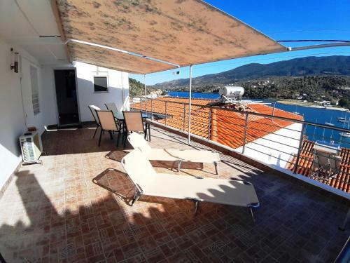 Apartamento Traditional House With Sea View ''mylos''