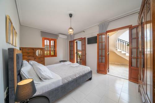 Hotel Mary's Studios & Apartment