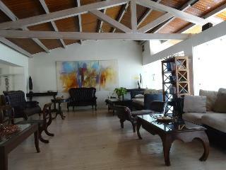 Ianos Hotel