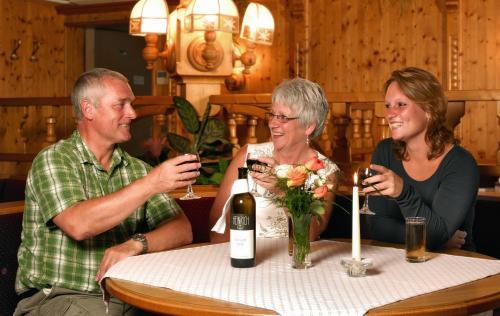 Hostal Pension M�hlbacher