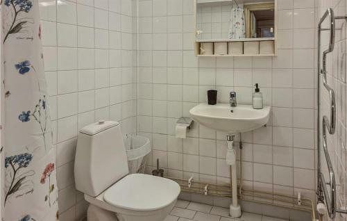 Nice Apartment In Ystad With #859