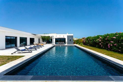Blue Hill Boutique Villa