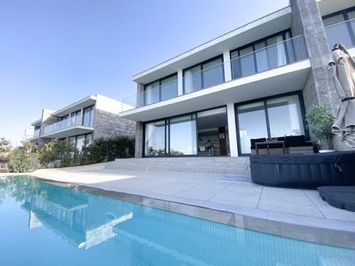 Villa Uprising House With Private Pool & Ocean View