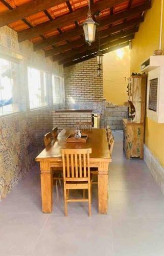 Casa Charmosa Com Piscina Aquecida, Jacuzzi, Ar
