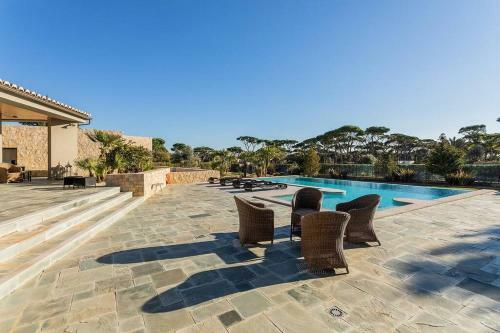 [luxury Villa] Cinema, Sauna, Pool And Billiards