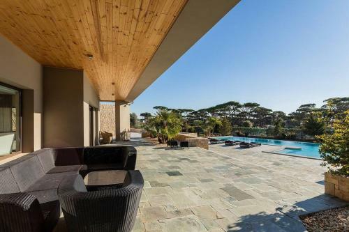 [luxury Villa] Cinema, Sauna, Pool And Billiards
