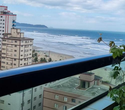 Apartamento Requinte E Conforto Com M�veis Novos E Vista Mar