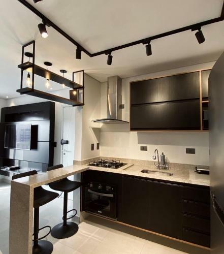 Apartamento Com Piscina Pr�ximo A Praia, Alto Padr�o