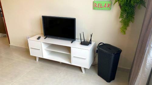 Apartamento Lindo Na Beira Da Praia -vila Cai�ara