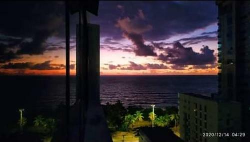 Apartamento Com Vista P Mar. Piscina Na Cobertura.