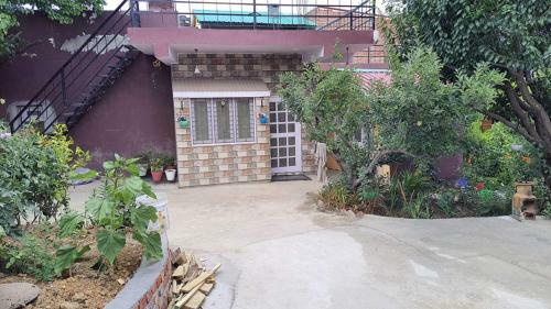 Siya Ram Vatika Pure Vegetarian Homestay