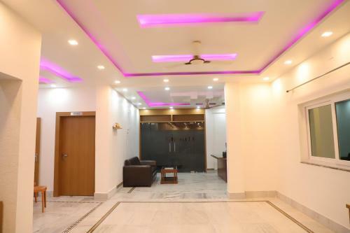 Hotel Dn Grand