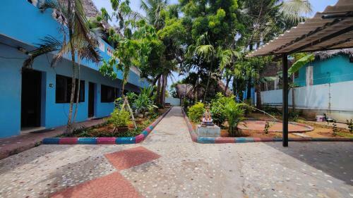 Hostal The Only Place Beach Guest House