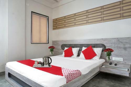 Oyo Flagship 90908 Hotel Kalptaru
