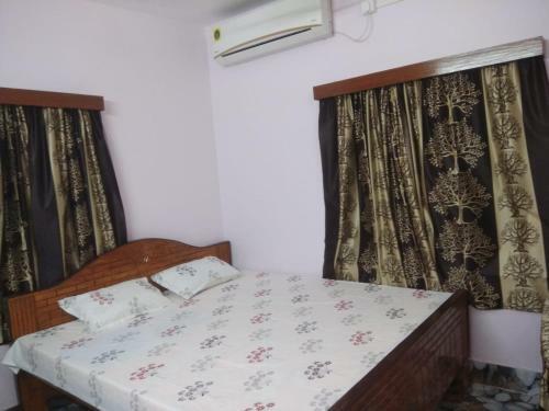 Hotel Roy Guest House