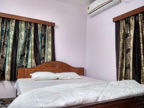 Hotel Roy Guest House
