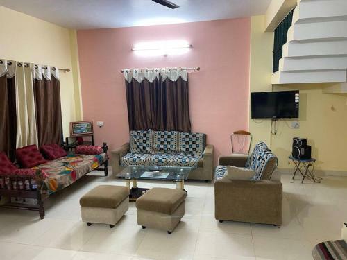Hill-view And Nature Surrounding 3 Bhk Villa