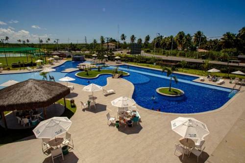Apartamento Muro Alto Condom�nio Clube Flat 211