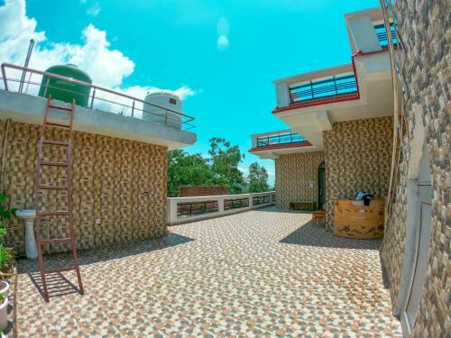 Hotel Ananta Residency