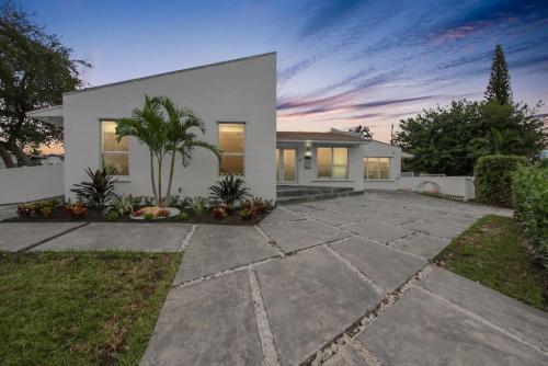 Villa Casa Esperanza - 24 Sleeps - 10 Min From The Beach