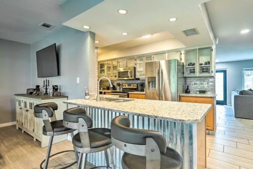 Waterfront N Fort Myers Boat Dock, Fire Pit!
