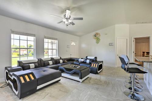Charming N Fort Meyers Retreat Pool And Lanai!