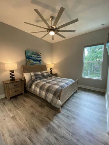 33 Brand New Townhouse, 21 Mi To Wec