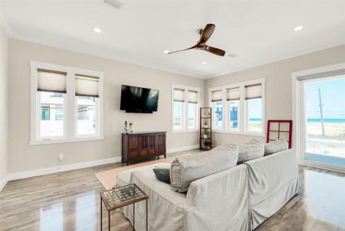 Nonni 'n Poppy's By Pensacola Beach Properties