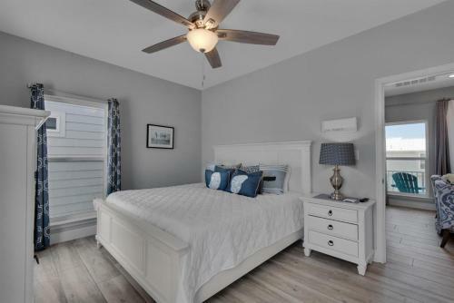 Toes In The Sand By Pensacola Beach Properties
