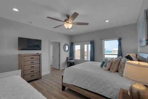 Toes In The Sand By Pensacola Beach Properties