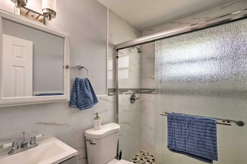 Family Friendly Home About 1 Mi To Beach Parks!