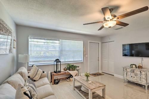 Family Friendly Home About 1 Mi To Beach Parks!