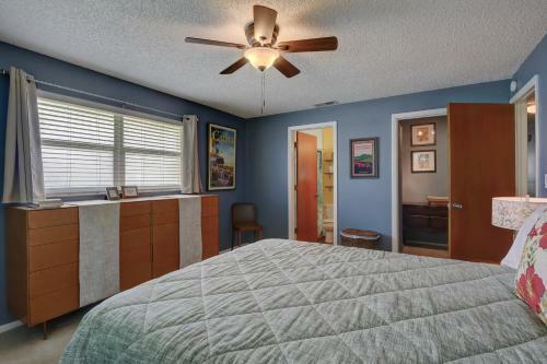 Beautiful Naples Park Cottage -only 1 Mile To Vanderbilt Beach North
