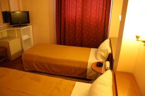 Hotel Avra