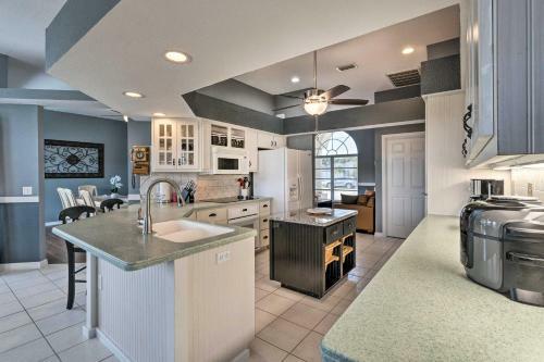 Rotonda West Retreat Near Golfing And Parks!